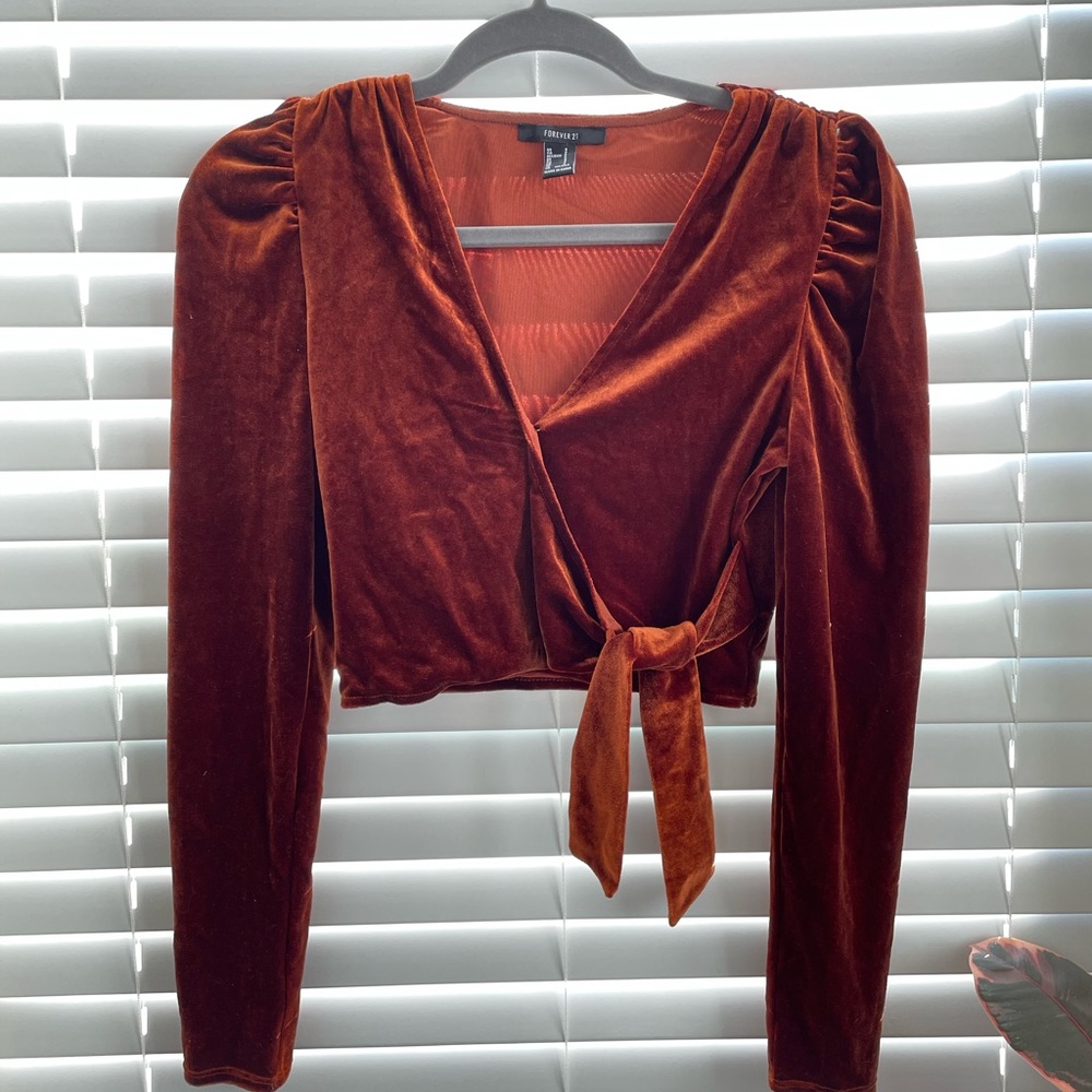 Forever 21 Velvet Top